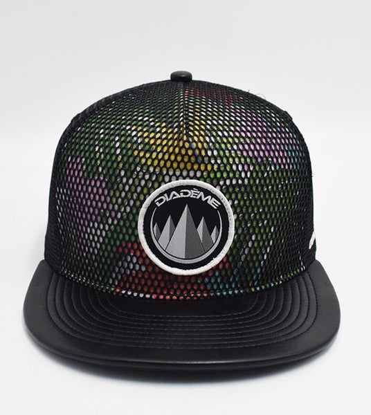 CACHÉ SNAPBACK