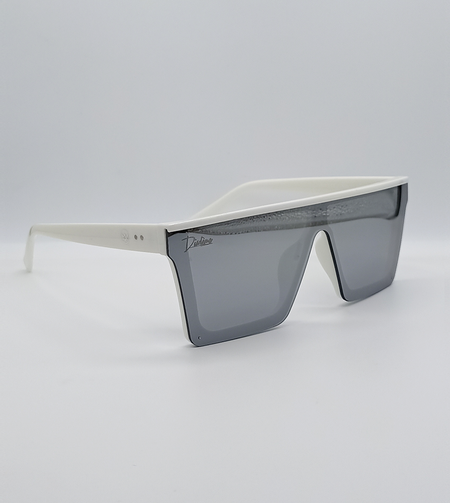 MOUNTAIN MANA KEYCHAIN