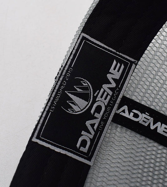 CACHÉ SNAPBACK